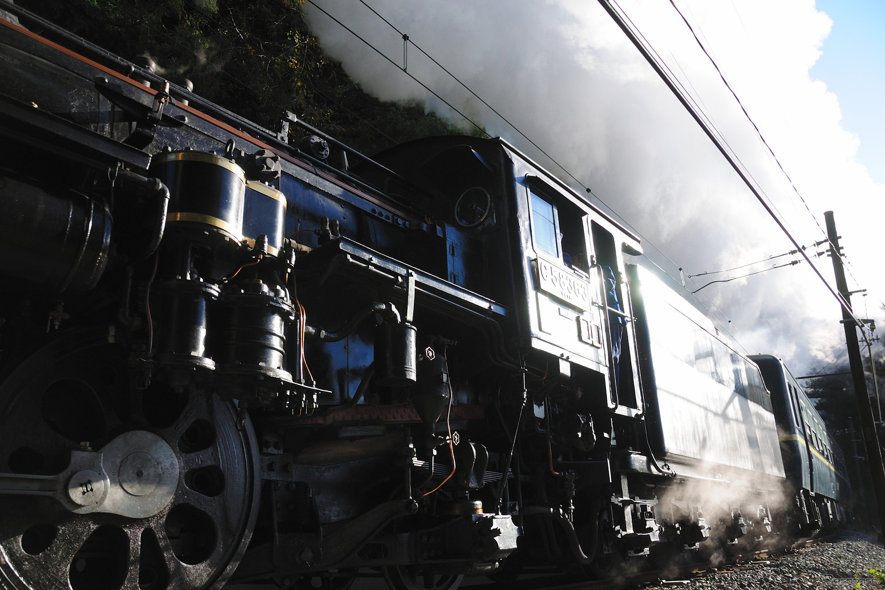 秩父鉄道で運行されているSL列車『SLパレオエクスプレス』。C58形蒸気機関車363号機がけん引している。