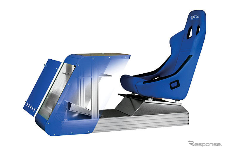 本格ドライビングゲーム・コクピット「ラフィカ」発売