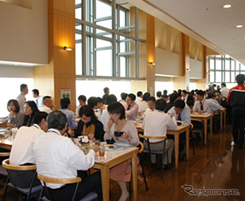 本社台場フロンティアビル 社員食堂風景