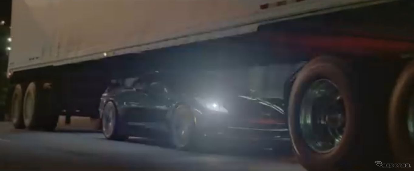 新型シボレーコルベットの米国CM
