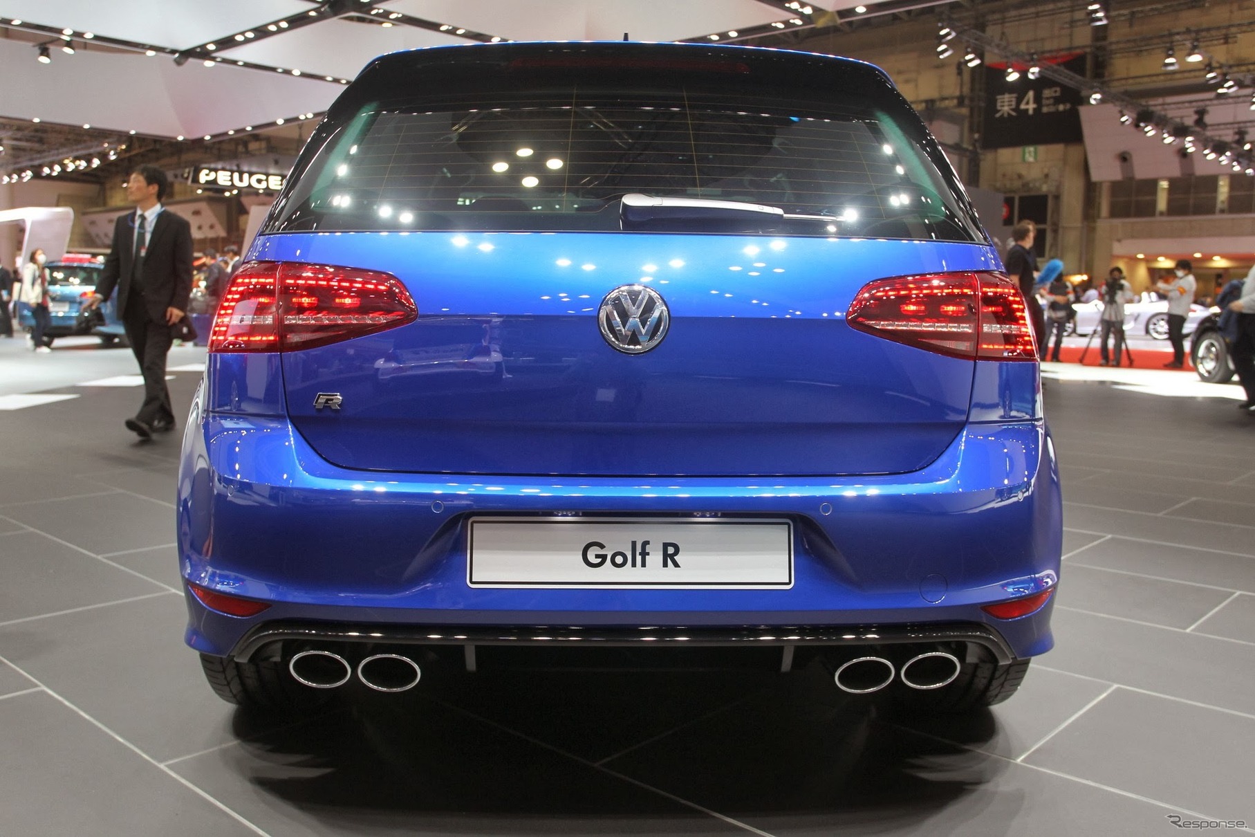 VW　ゴルフR（東京モーターショー13）