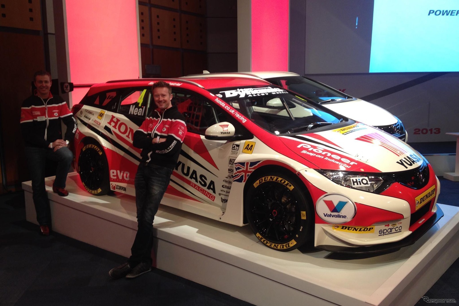 ホンダが2014年シーズンのBTCC（英国ツーリングカー選手権）に投入するシビック ツアラーのレーシングカー
