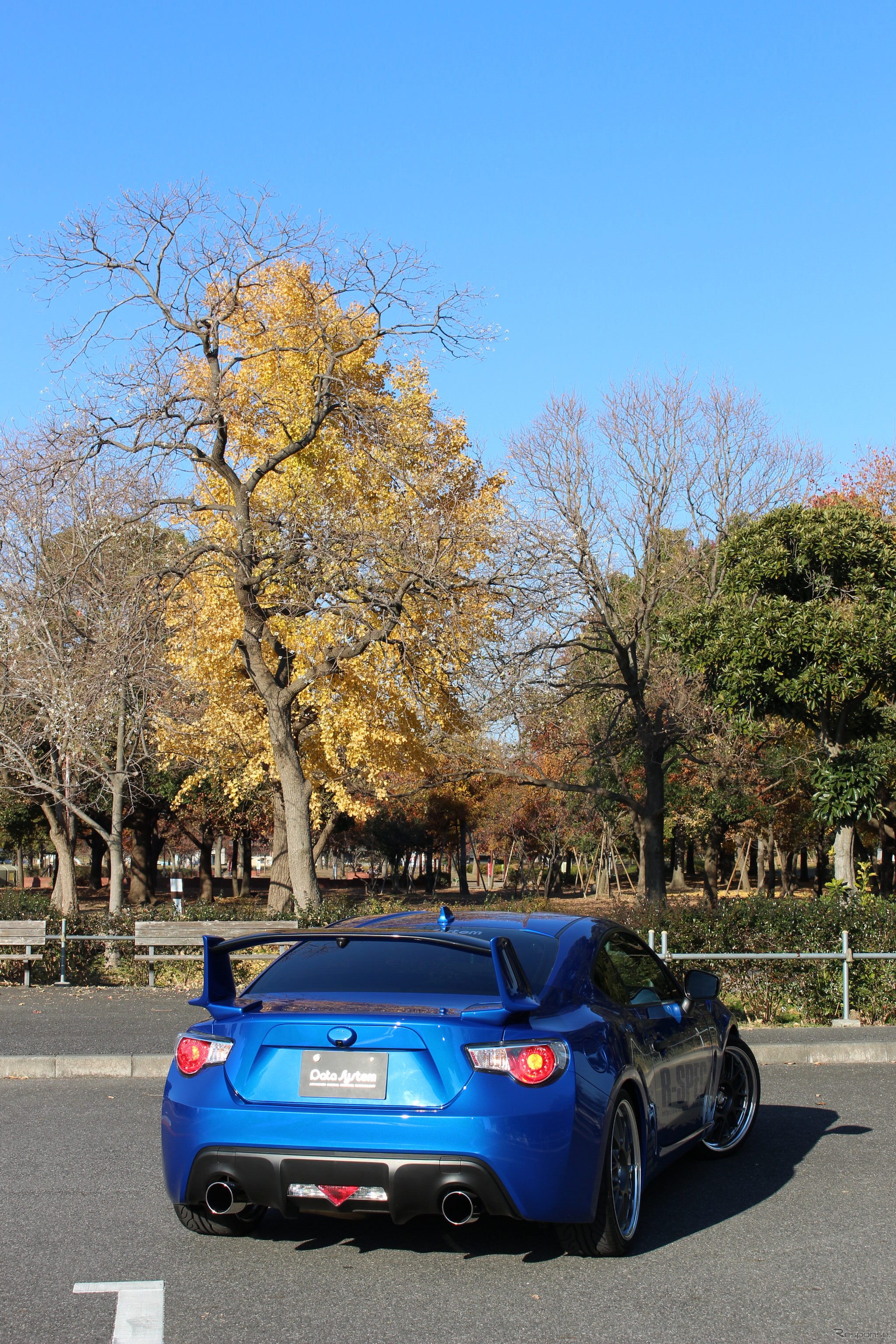 データシステムのカメラキットを装着したスバル BRZ