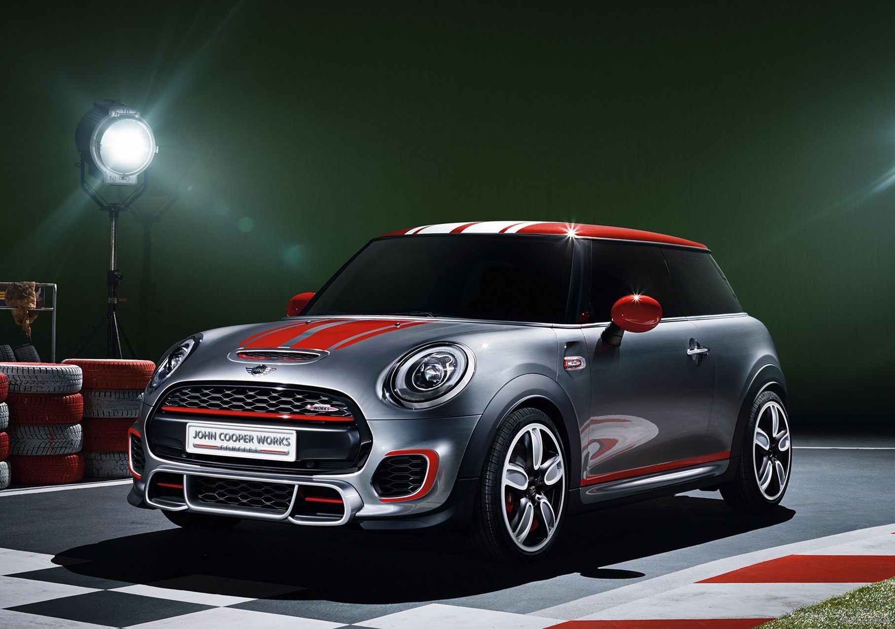 新型MINIハッチバックのジョンクーパーワークスコンセプト