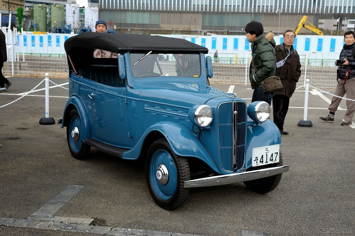 日産 ヘリテージ・カー・パレード in Yokohama