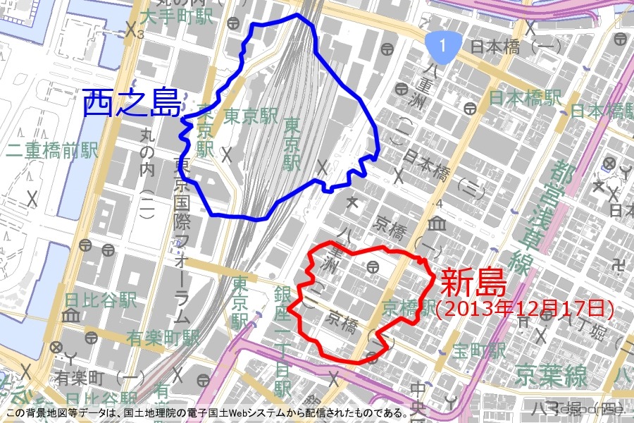 2013年12月17日時点の西之島と新しい島の縮尺と位置をそのままに東京駅周辺の地形図に重ねてみた。西之島は東京駅をほぼすっぽりと覆うが、南側の京葉線ホームは島の外。新しい島は京橋駅付近を覆っている。