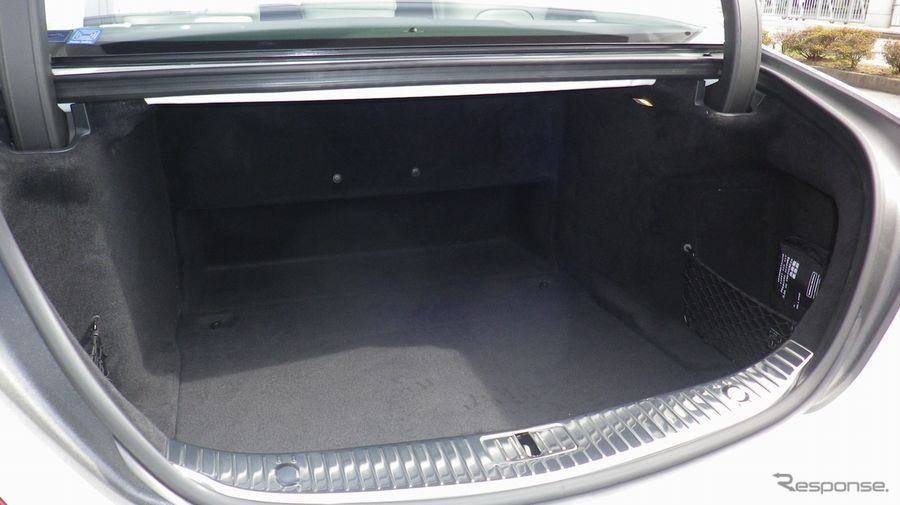 メルセデスベンツ S550