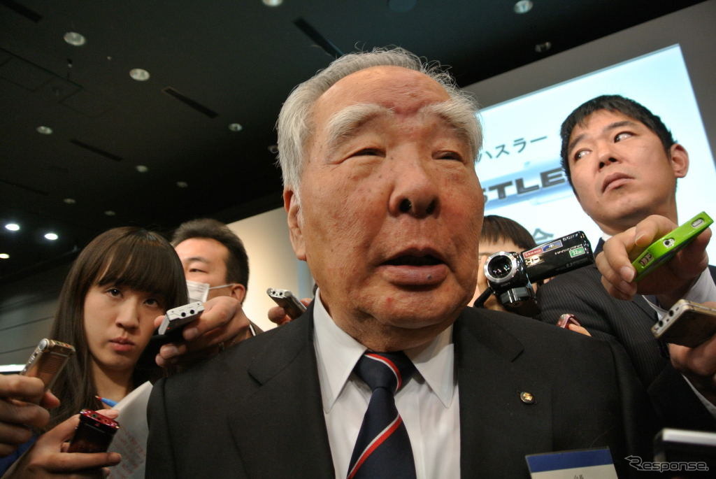 スズキ 鈴木修会長