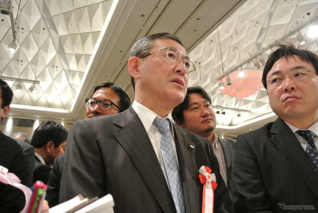 富士重工業 吉永泰之社長