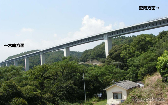 寺迫ちょうちょ大橋