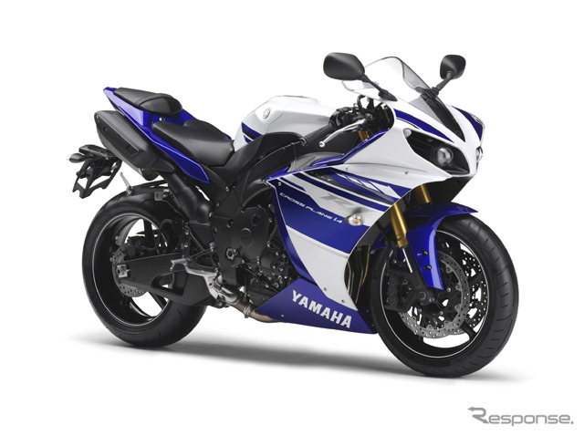 ディープパープリッシュブルーメタリックC