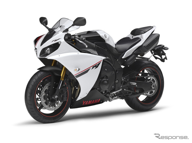 ブルーイッシュホワイトカクテル1