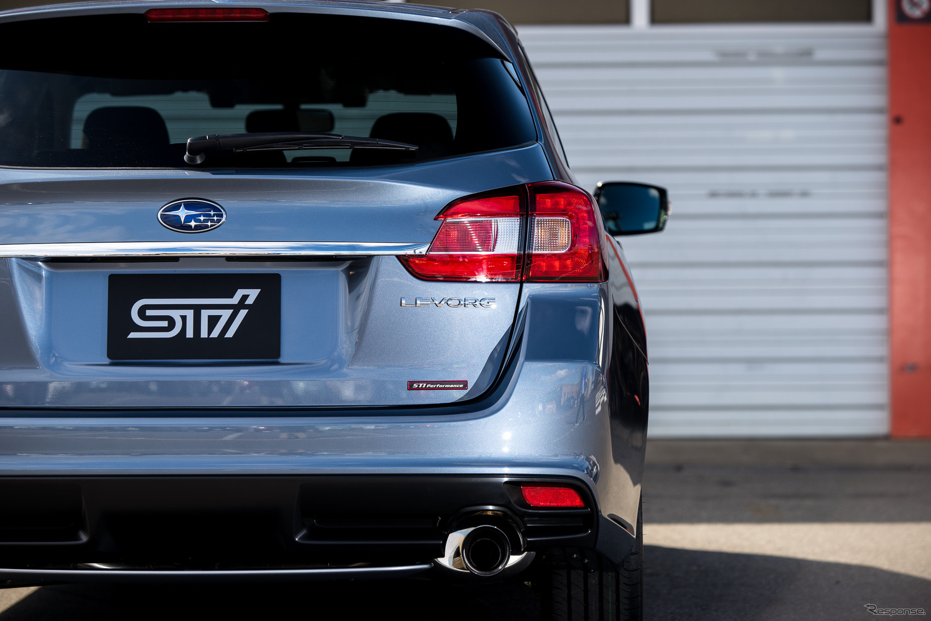 スバル・レヴォーグ「STI パフォーマンスパッケージ」プロトタイプ