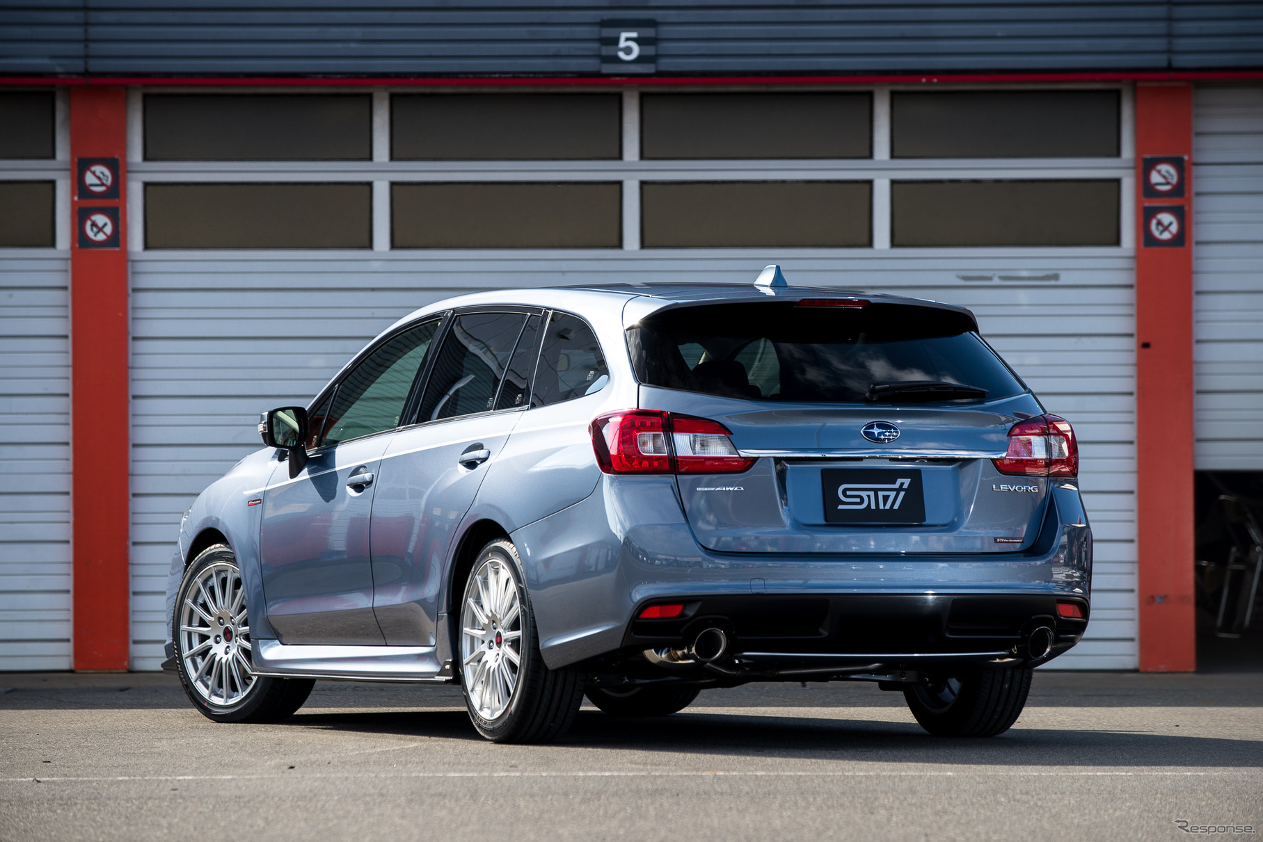 スバル・レヴォーグ「STI パフォーマンスパッケージ」プロトタイプ