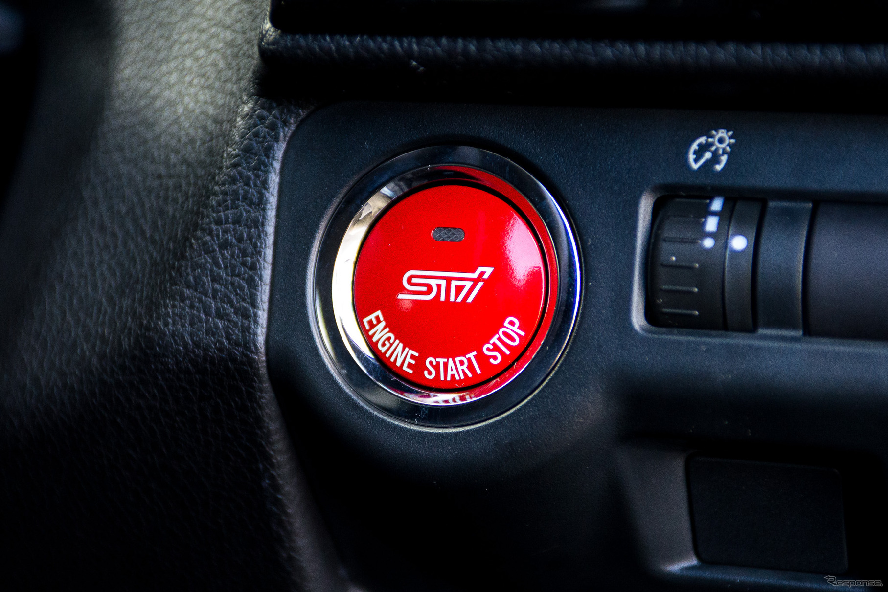 スバル・レヴォーグ「STI パフォーマンスパッケージ」プロトタイプ
