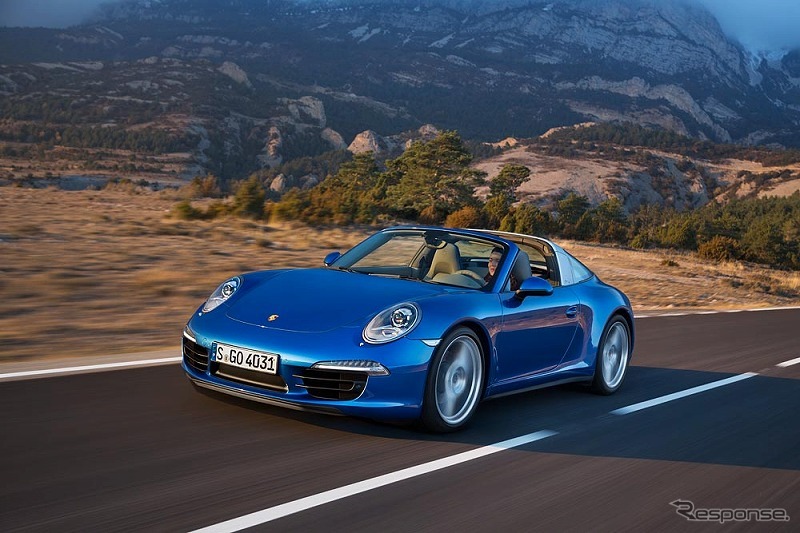 ポルシェ・新型911タルガ4