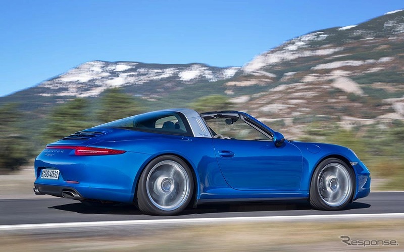 ポルシェ・新型911タルガ4