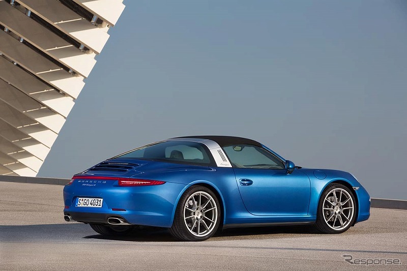 ポルシェ・新型911タルガ4