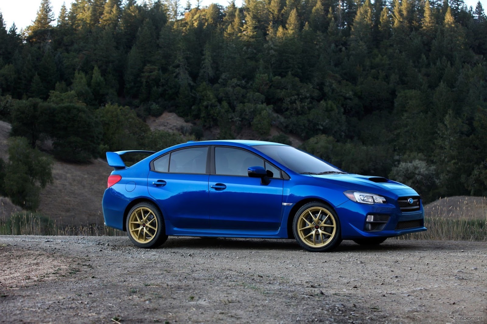 新型 スバル WRX STI