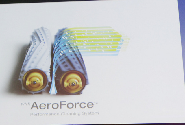 新開発のローラー「AeroForce（エアロフォース）エクストラクター」を搭載