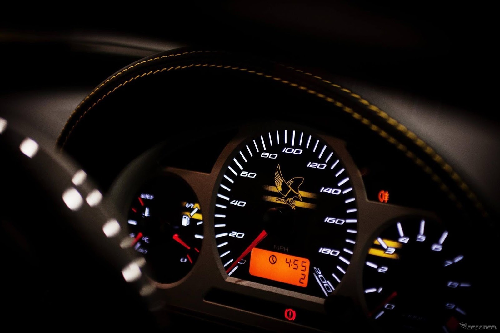 英アラッシュカーズの新型スーパーカーの予告イメージ