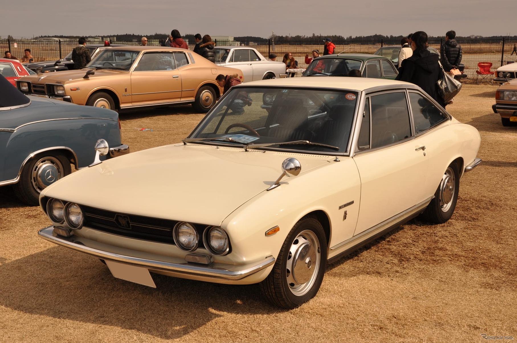 1972年式　いすゞ117クーペ