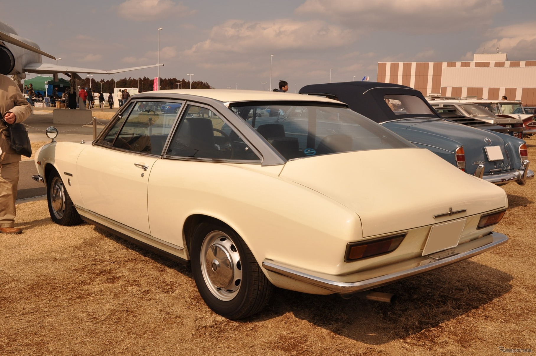 1972年式　いすゞ117クーペ