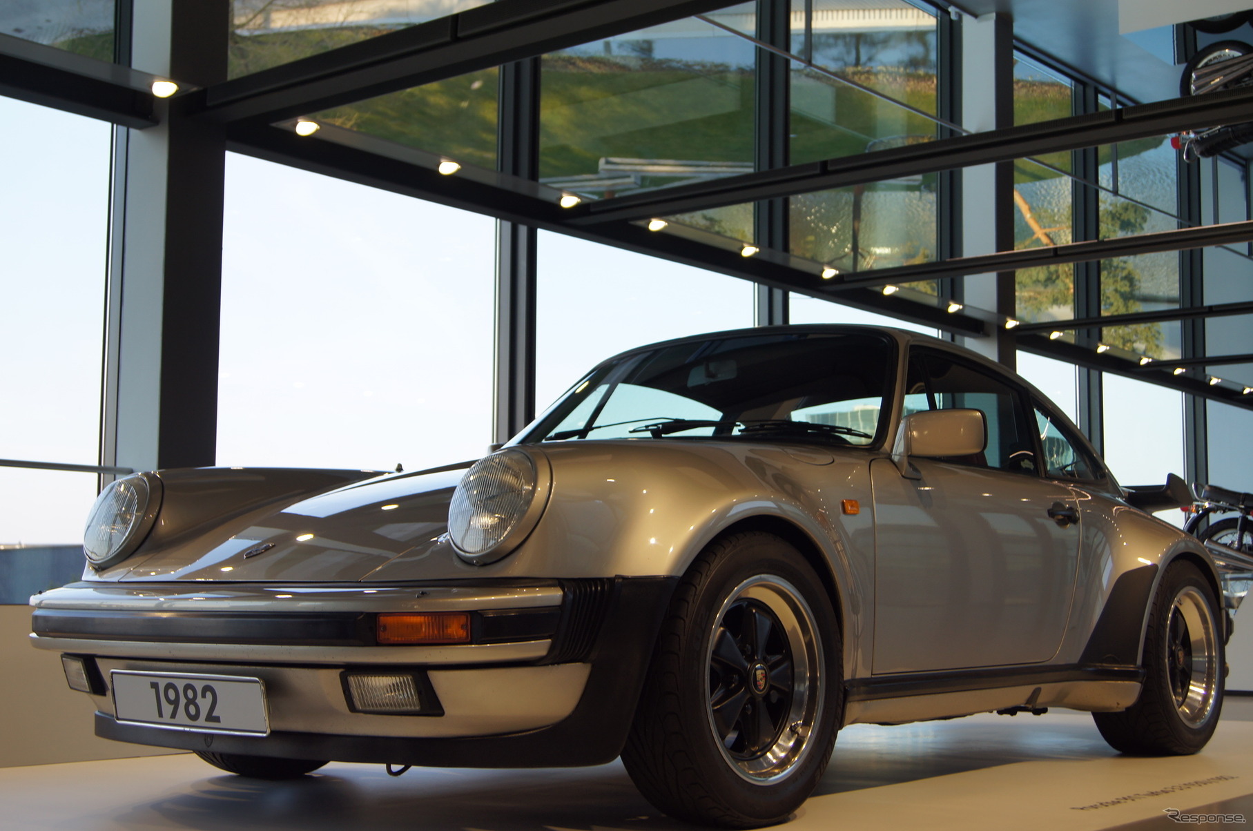 ポルシェ・911 ターボ 3.3