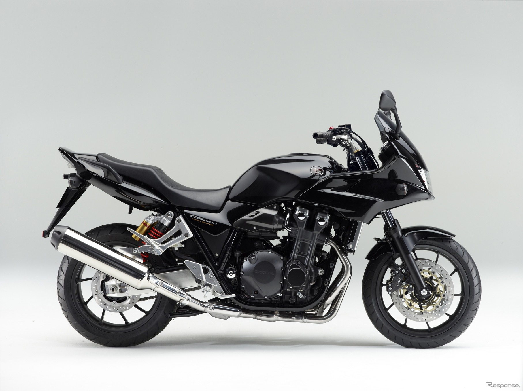 ホンダ、CB1300シリーズをモデルチェンジ…6速ミッション採用など
