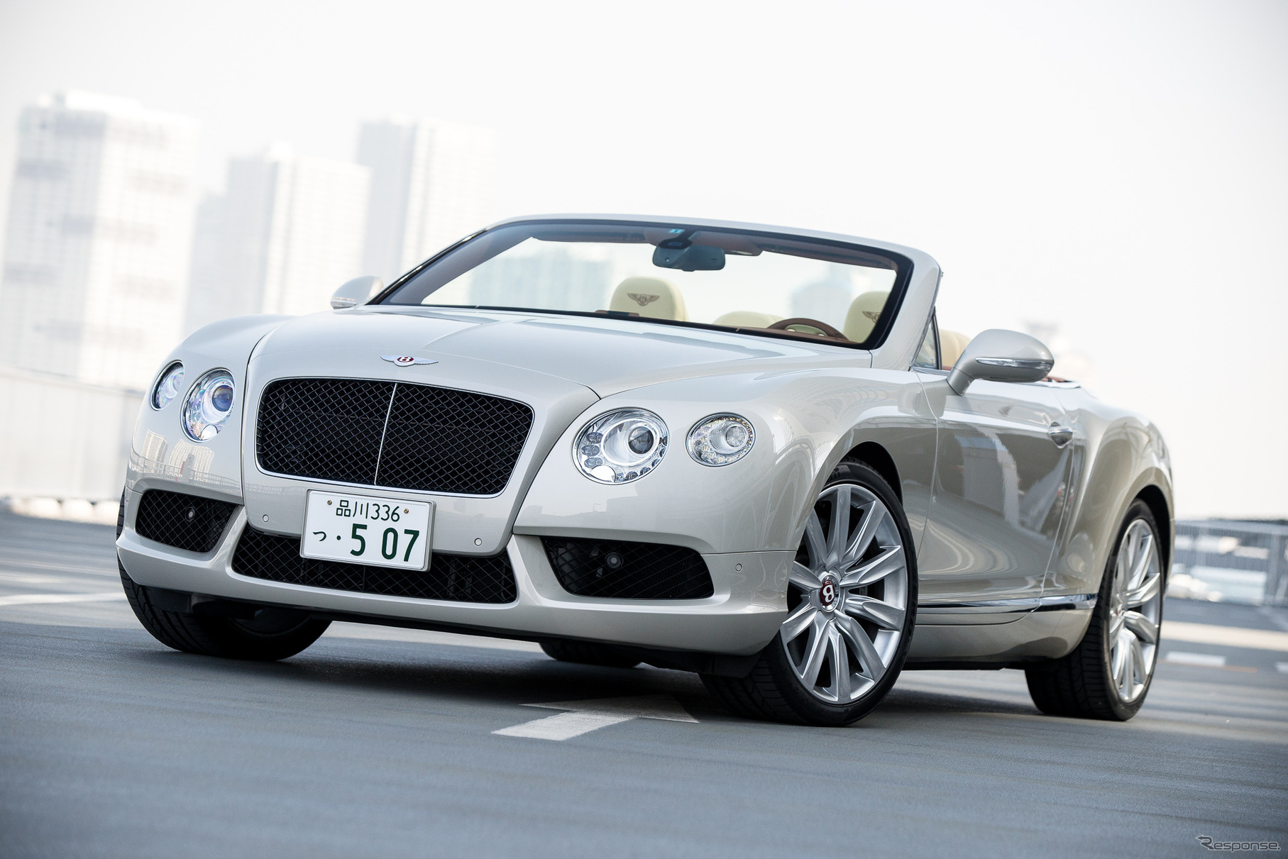 ベントレー・コンチネンタル GTC V8