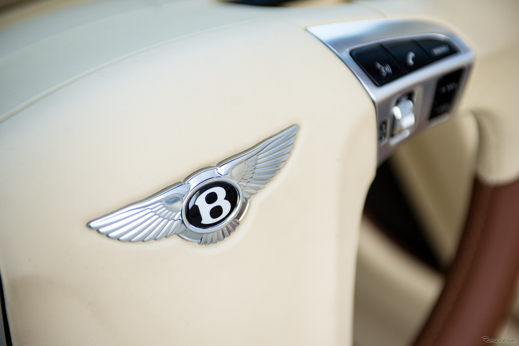 ベントレー・コンチネンタル GTC V8