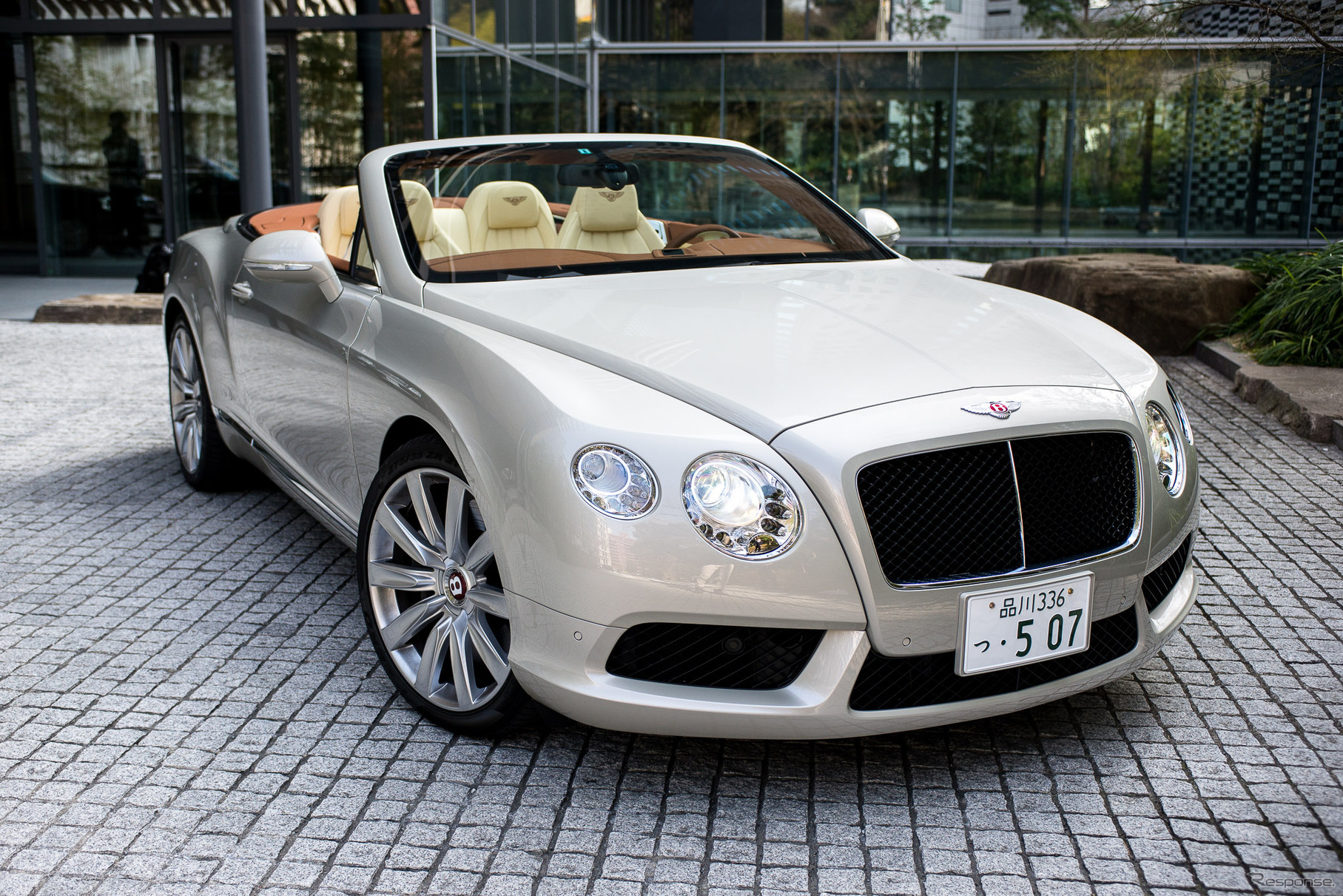 ベントレー・コンチネンタル GTC V8