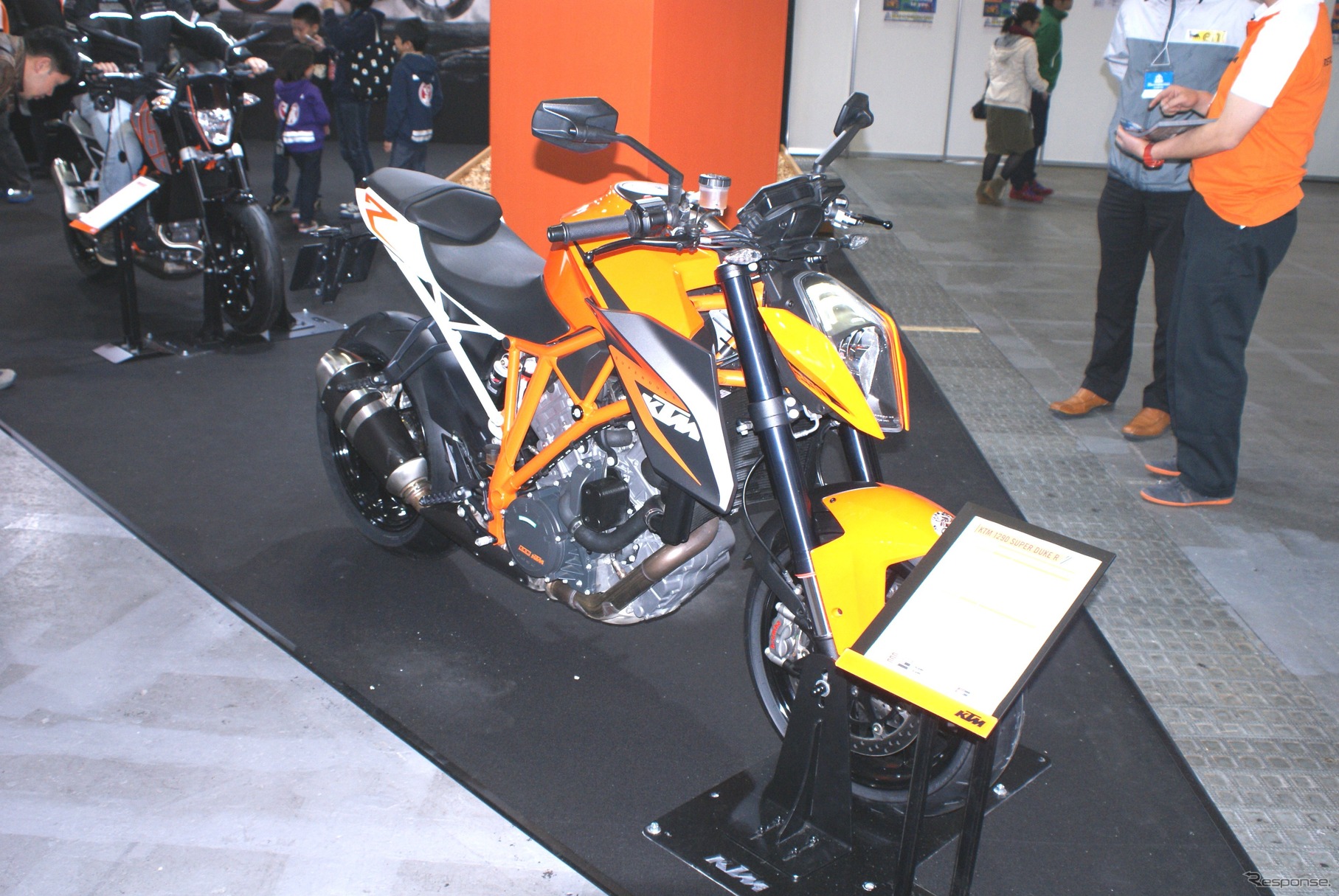 KTM　1290　SUPER　DUKE　R（大阪モーターサイクルショー14）