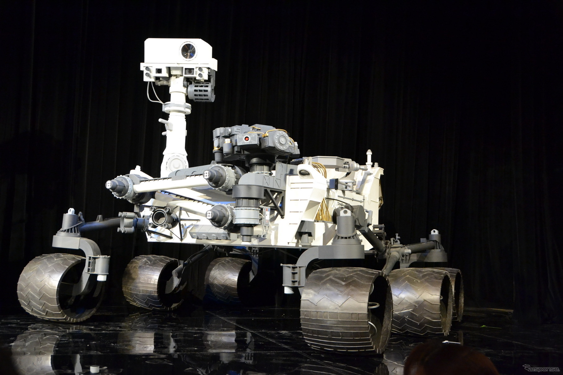 火星ローバー「キュリオシティ」NASA製作モデルも登場（写真はNHK製作の模型）