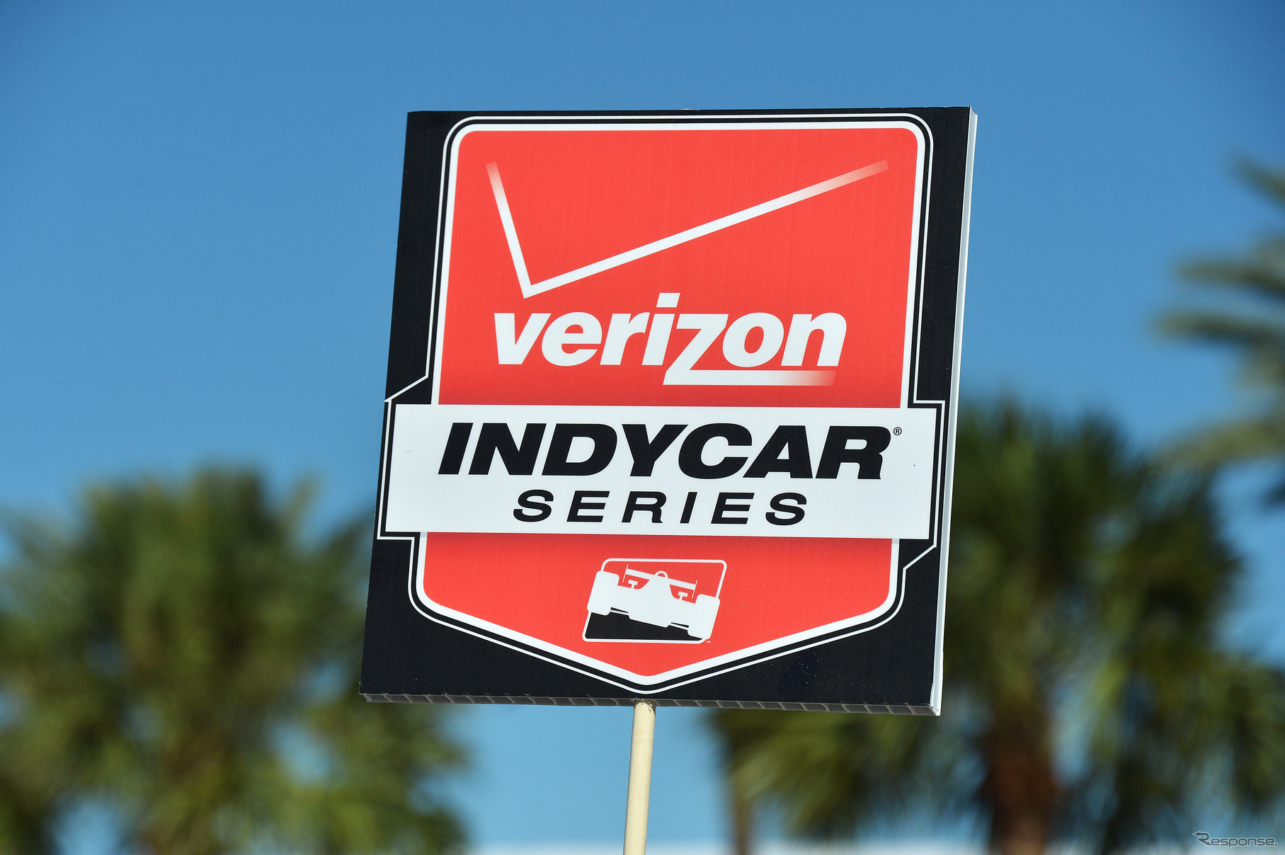 今季からインディカー・シリーズの冠スポンサーは「Verizon」に。写真：INDYCAR