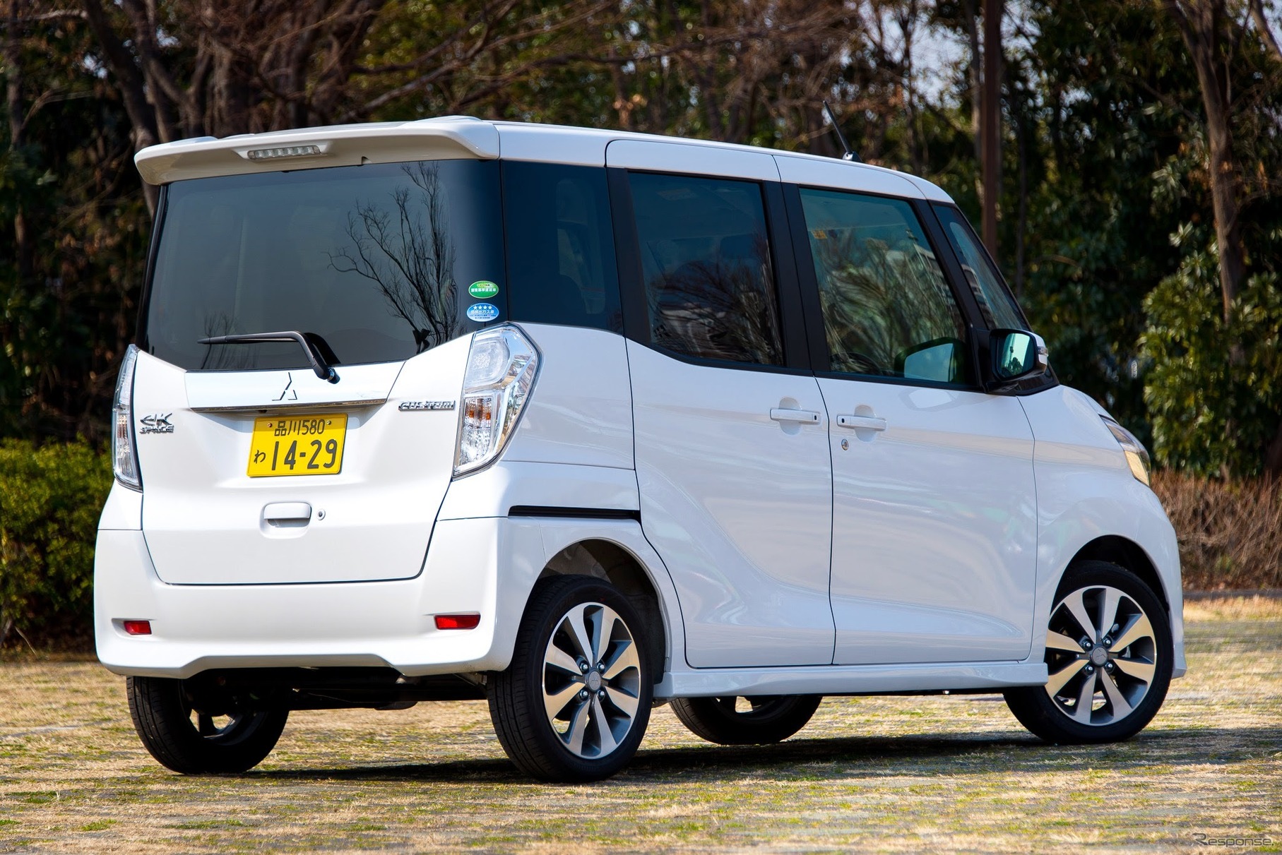 三菱・eKスペース