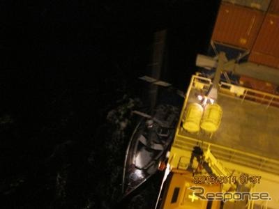 日本郵船のコンテナ船が地中海で遭難したヨットの乗員を救助