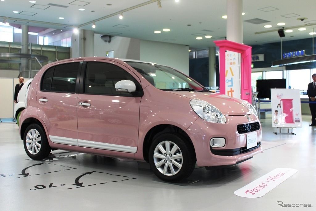 トヨタ・パッソ+Hana