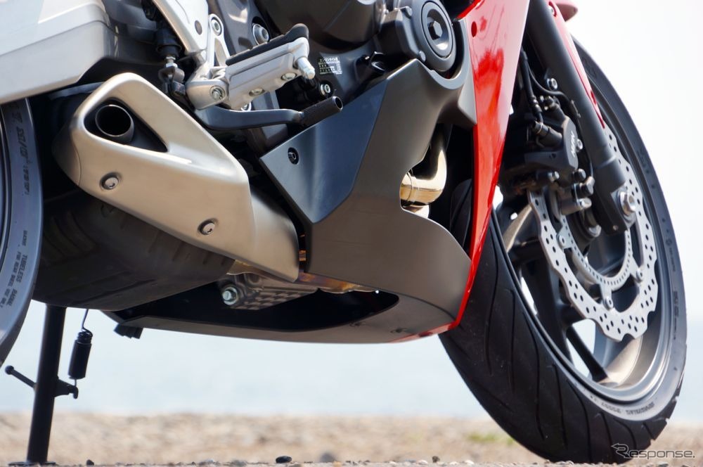 【ホンダ CBR650F 発売】中排気量スポーツのフルカウリングモデル［写真蔵］