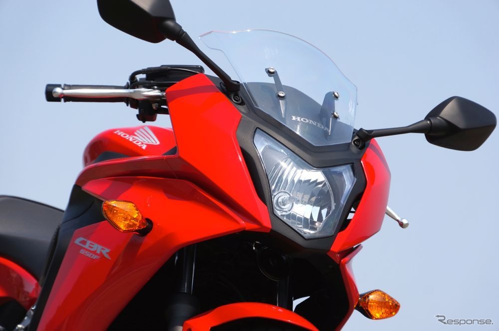 【ホンダ CBR650F 発売】中排気量スポーツのフルカウリングモデル［写真蔵］