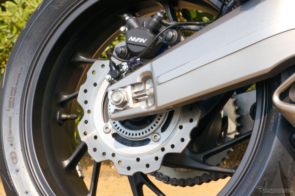 【ホンダ CBR650F 発売】中排気量スポーツのフルカウリングモデル［写真蔵］