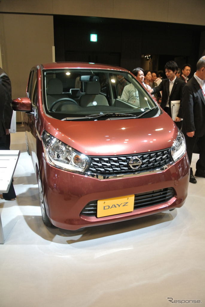 日産 デイズ