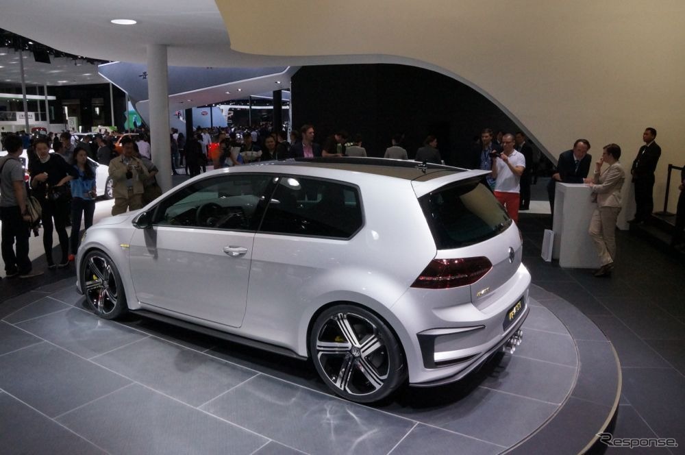 【北京モーターショー14】400馬力のモンスターゴルフ…VW ゴルフ R400 ［詳細画像］