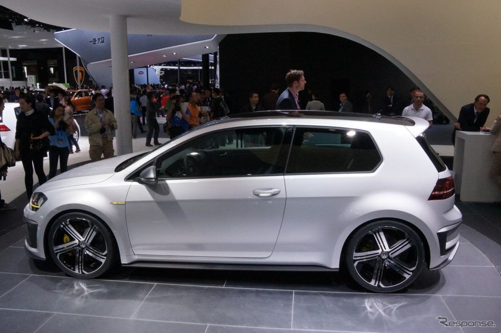 【北京モーターショー14】400馬力のモンスターゴルフ…VW ゴルフ R400 ［詳細画像］
