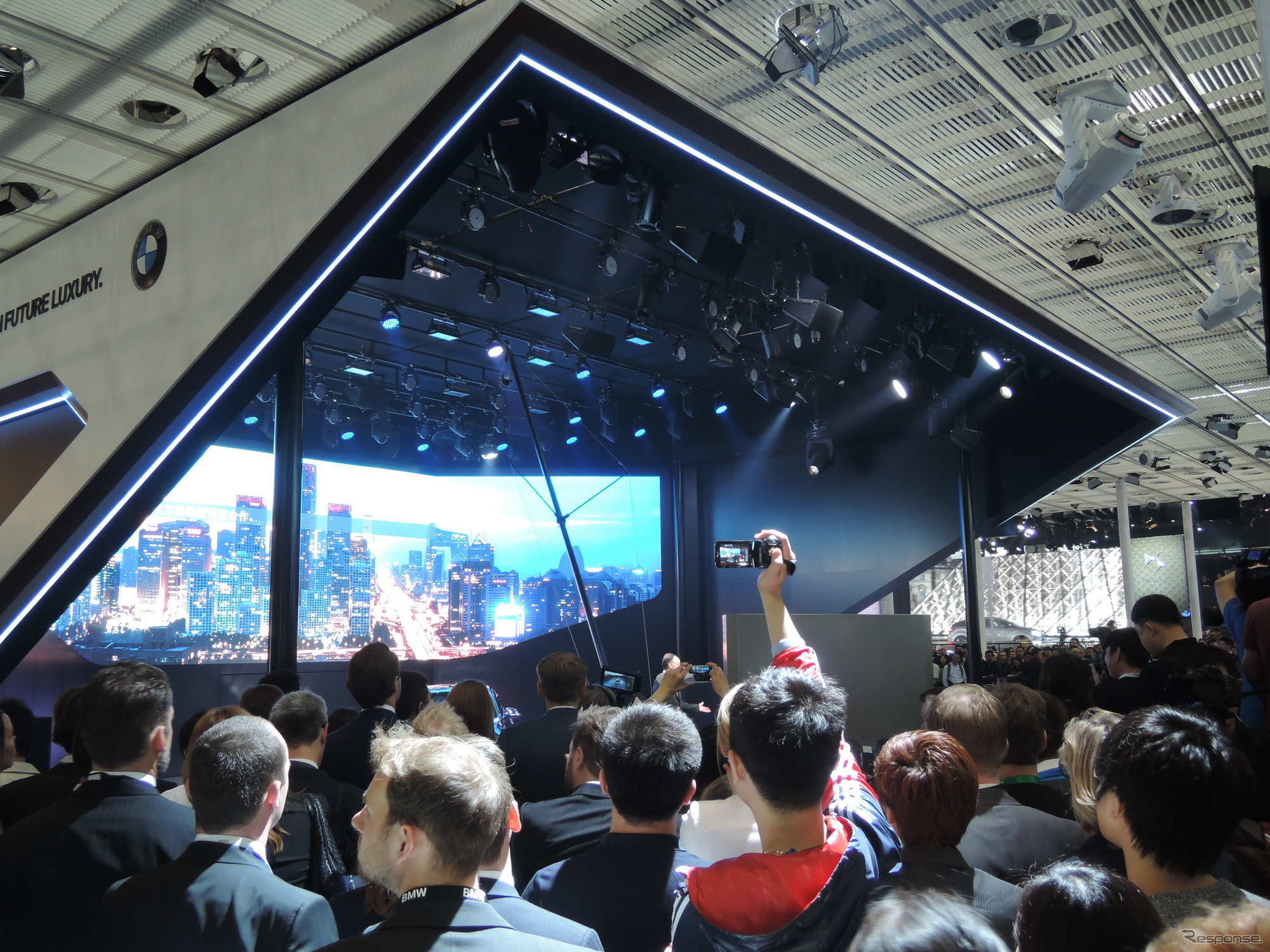 【北京モーターショー14】軽量化技術をアピールしたBMW