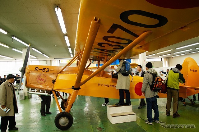 主翼部分は劣化が激しく、複製している。