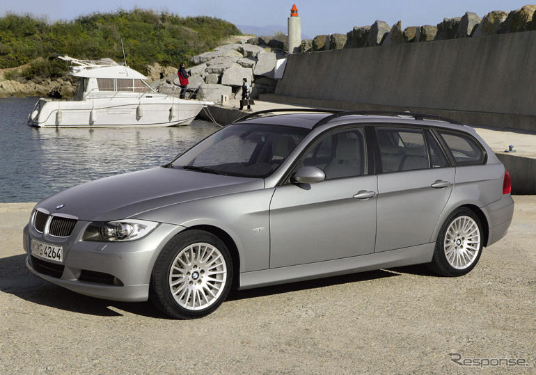 BMW3シリーズに、325iツーリングを設定