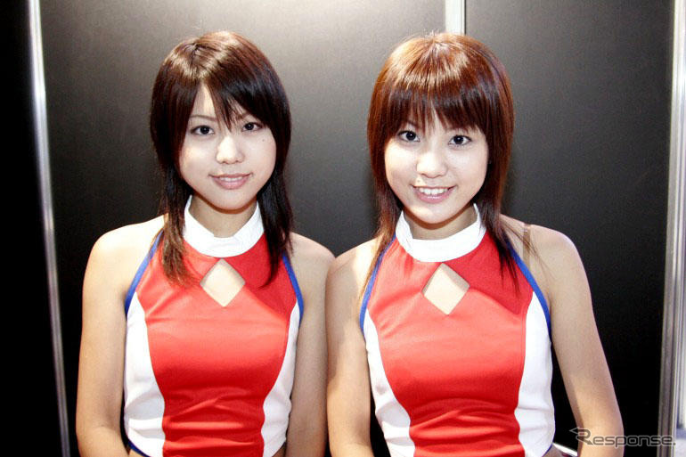 【東京ゲームショウ05】コンパニオン写真蔵…日本で初めて