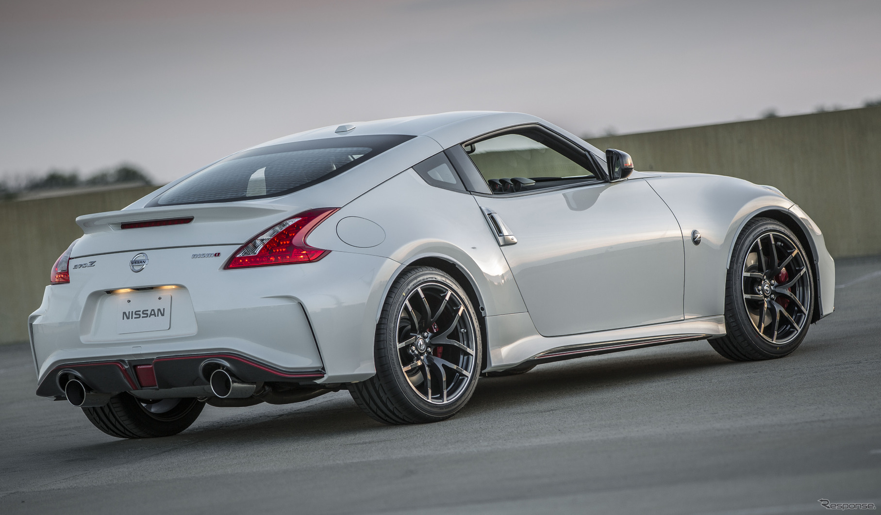 日産 370Z NISMO（フェアレディZ NISMO）の2015年モデル