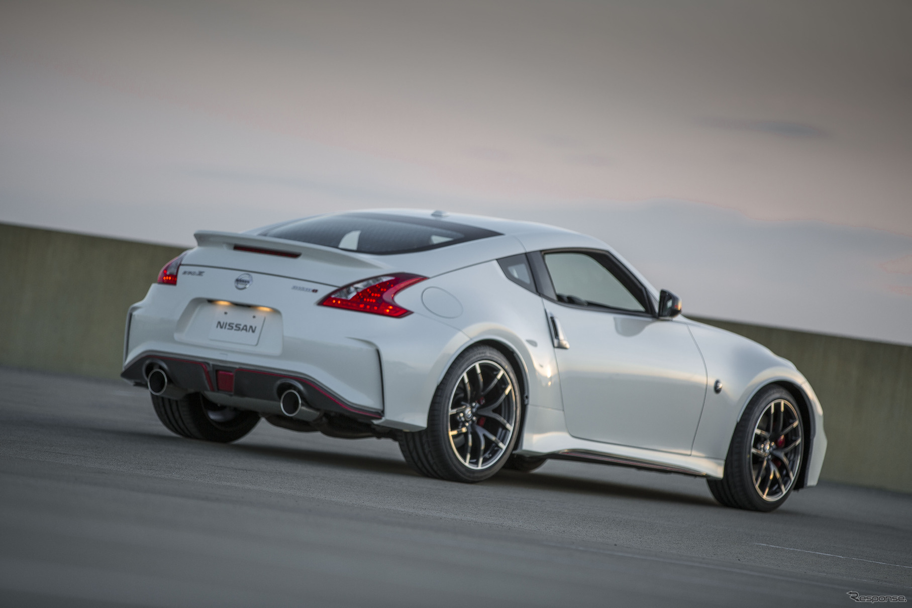 日産 370Z NISMO（フェアレディZ NISMO）の2015年モデル